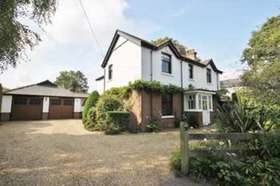 4 bedroom Detached f...